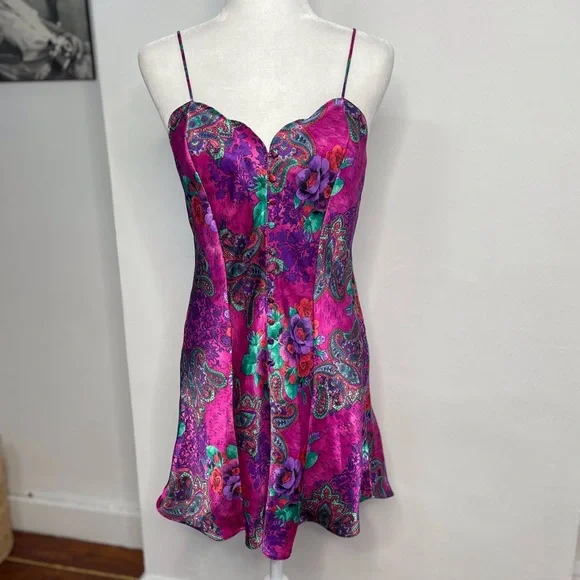 Vintage Gold Label VS Slip Chemise - Picture 7 of 7